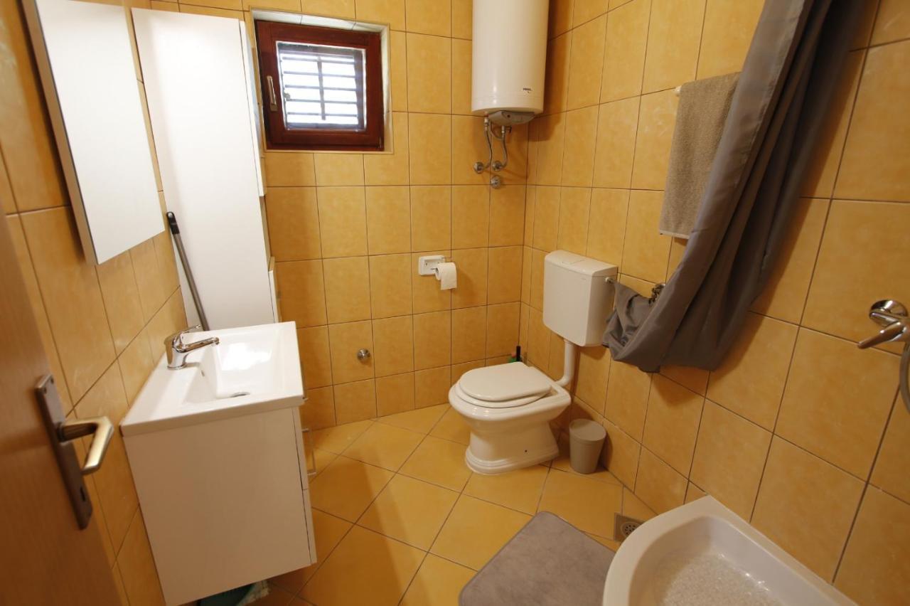 Apartmani Nika Бибинє Екстер'єр фото